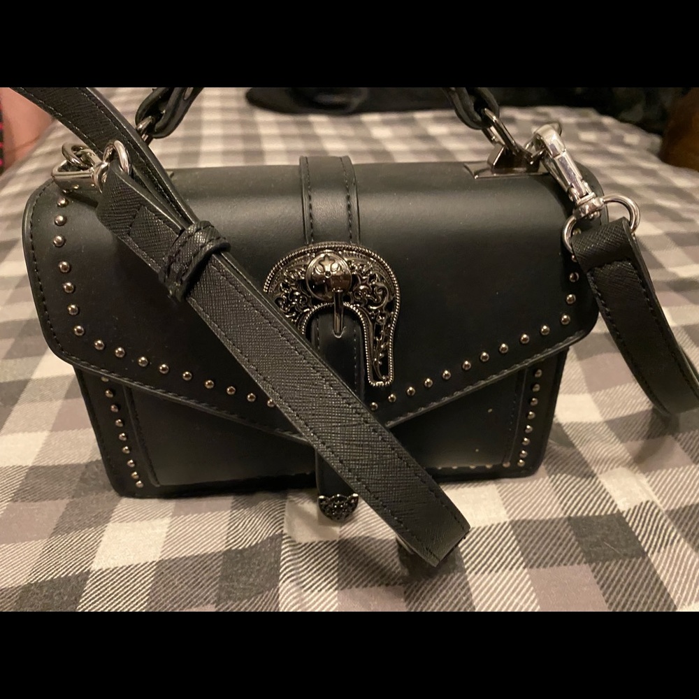 Black buckle western purse